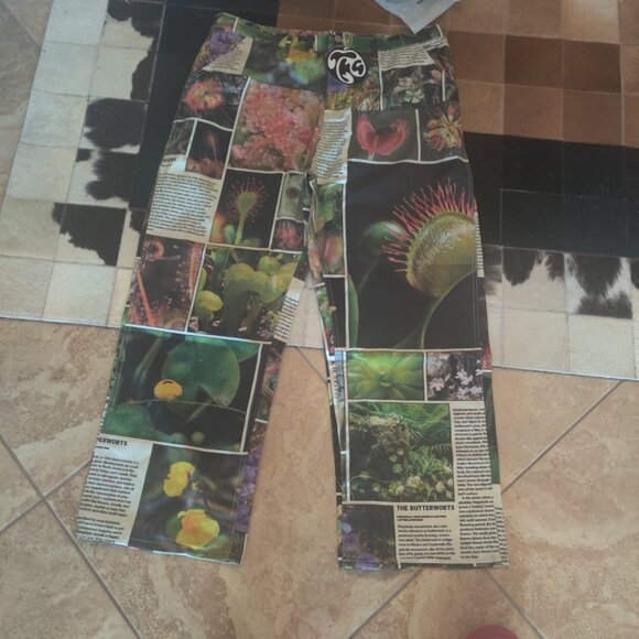 Tyler McGillivary venus flytrap pants size 3xl New - Picture 1 of 4